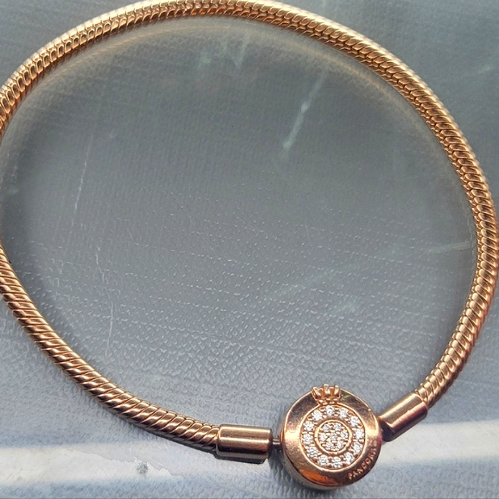 Pandora Moments Sparkling Crown O Snake Chain Bracelet